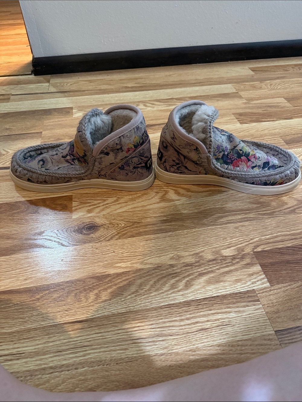 MOU Floral Cozy Slip-On Women's Shoes in Lavender - Picture 4 of 5